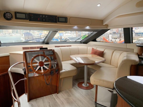 Used Yachts For Sale Marquis 59 living room