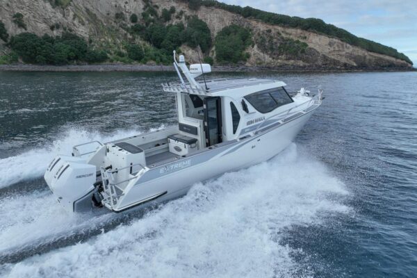 yacht 33ft extreme boats 986 Game king sailing