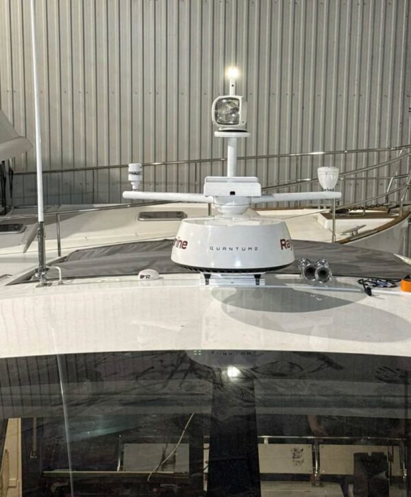 2018-sealine-c330-top-part