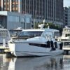 2018-sealine-c330-vancouver-yacht-sale