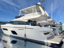 Used yacht for sale, Ferretti 550