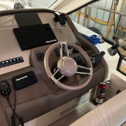 Used boat for sale Sessa C42 cockpit