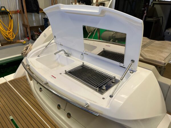 Used boat for sale Sessa C42 bbq