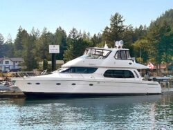 60' 2005 Carver 56 Voyager