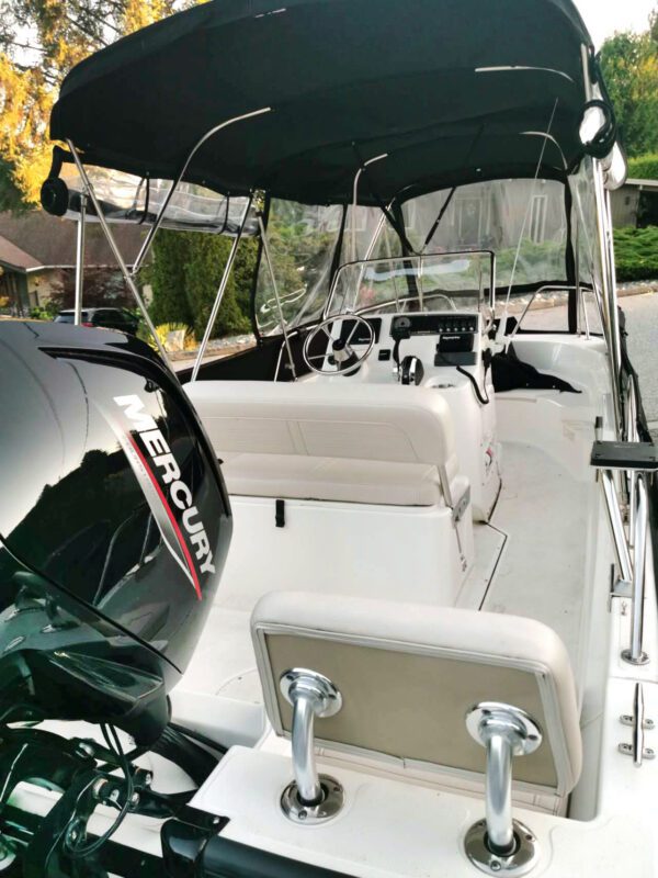 Boston Whaler 170 Montauk back view