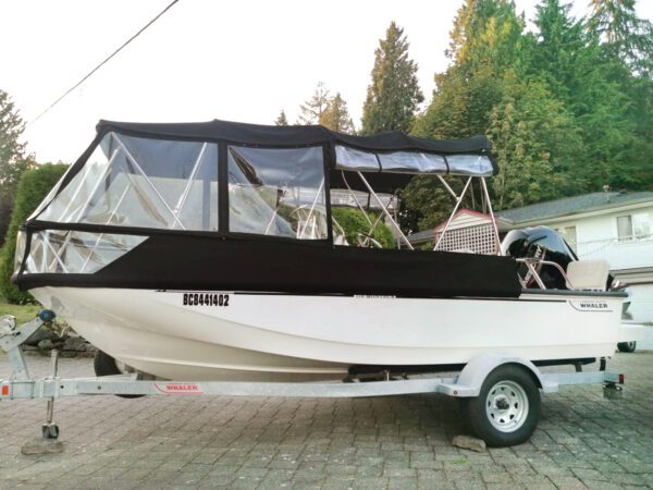 Boston Whaler 170 Montauk side view